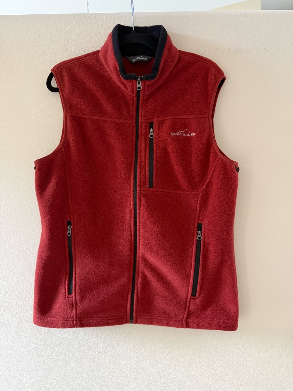 Eddie Bauer Men's Polartec Rust Color Fleece Full-Zip Vest Pockets